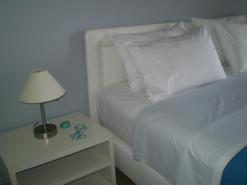 Athena Hotel Milopotamos  Room photo