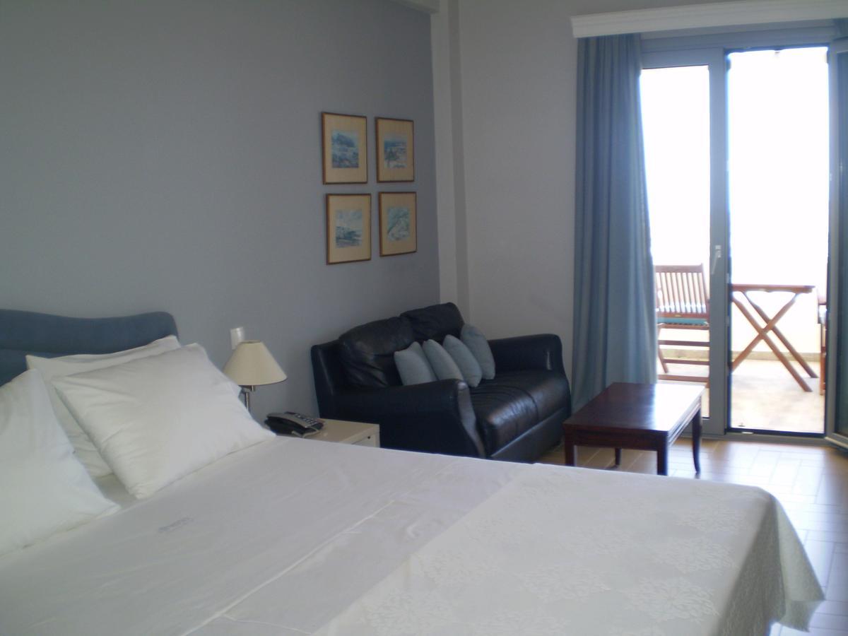 Athena Hotel Milopotamos  Exterior photo